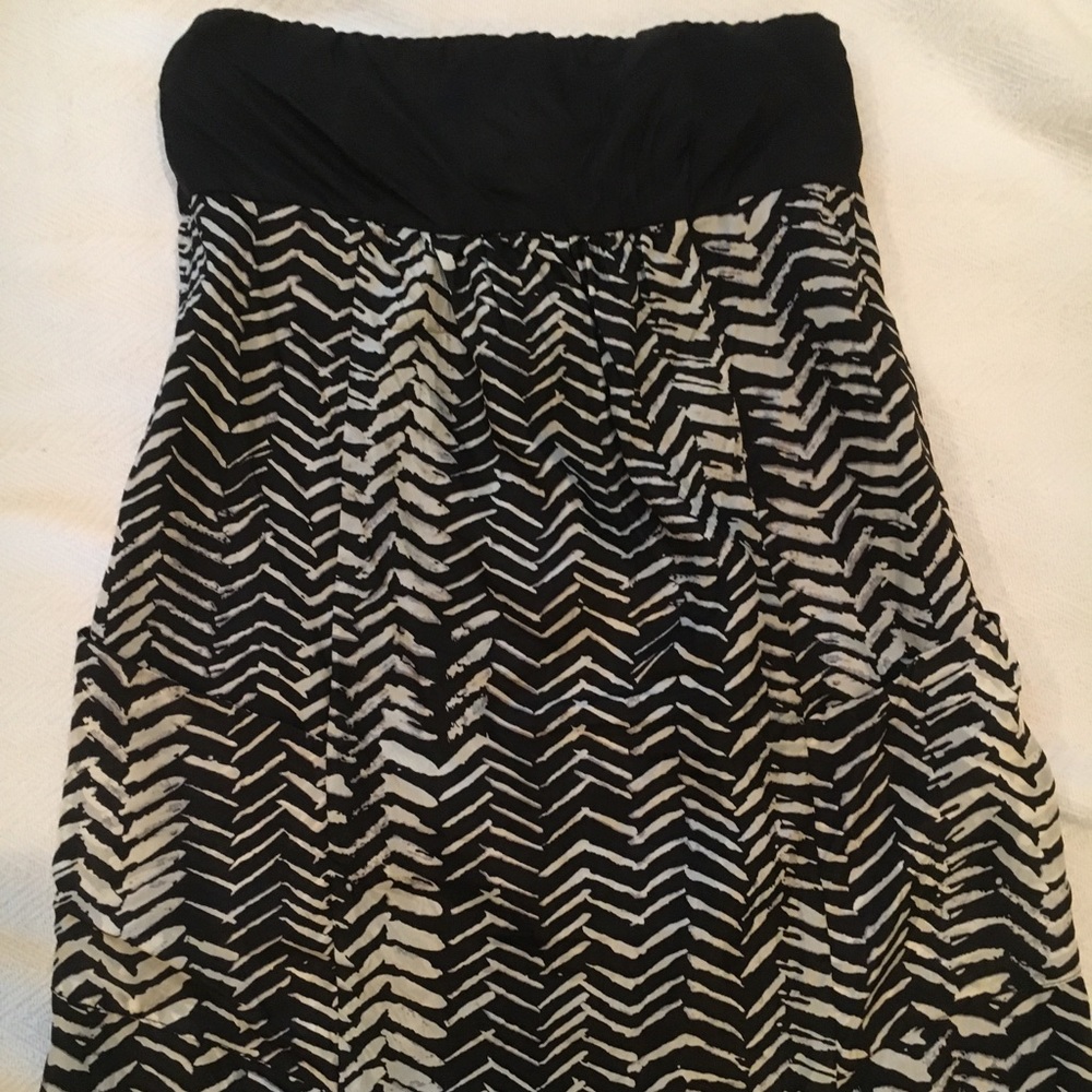 Velvet by Graham and Spencer strapless silk dress
